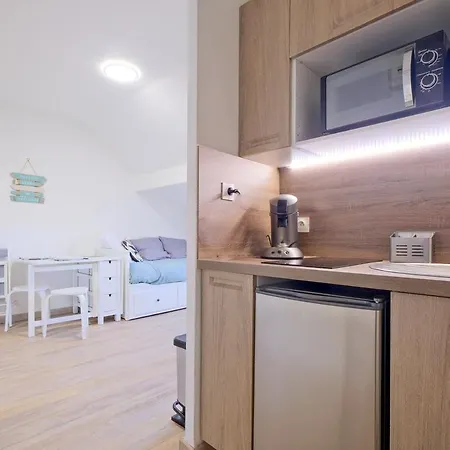 Apartment Le De Louise